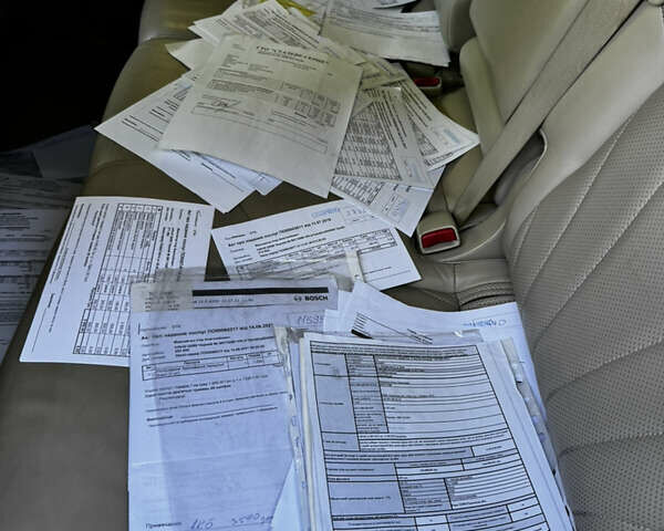 Черный Инфинити QX80, объемом двигателя 5.55 л и пробегом 298 тыс. км за 20700 $, фото 20 на Automoto.ua