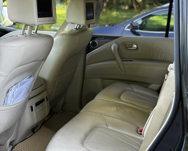 Черный Инфинити QX80, объемом двигателя 5.55 л и пробегом 298 тыс. км за 20700 $, фото 21 на Automoto.ua