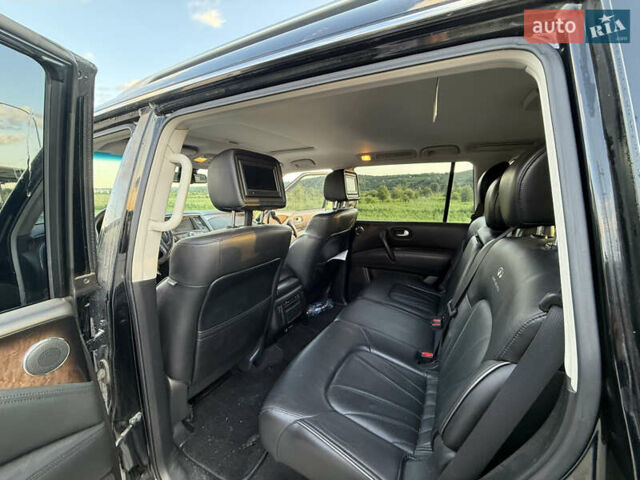 Черный Инфинити QX80, объемом двигателя 5.55 л и пробегом 330 тыс. км за 18000 $, фото 4 на Automoto.ua