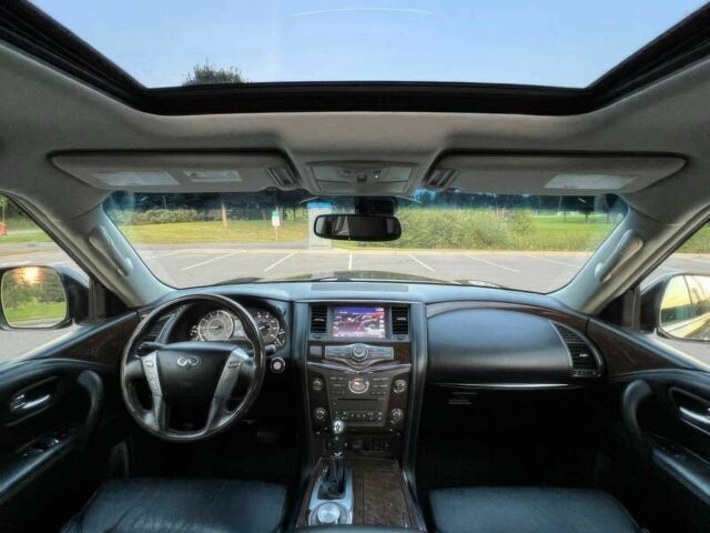 Черный Инфинити QX80, объемом двигателя 5.6 л и пробегом 74 тыс. км за 13000 $, фото 9 на Automoto.ua