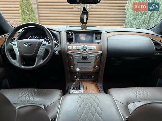 Чорний Інфініті QX80, об'ємом двигуна 5.55 л та пробігом 158 тис. км за 24500 $, фото 81 на Automoto.ua