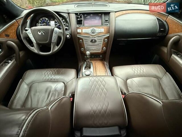 Чорний Інфініті QX80, об'ємом двигуна 5.55 л та пробігом 158 тис. км за 24500 $, фото 89 на Automoto.ua