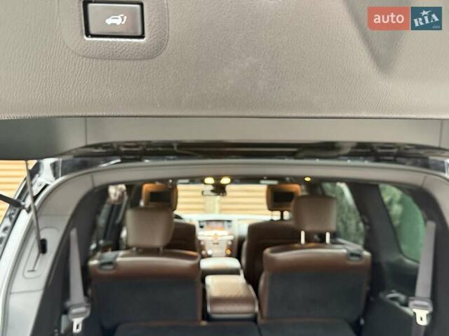 Чорний Інфініті QX80, об'ємом двигуна 5.55 л та пробігом 158 тис. км за 24500 $, фото 98 на Automoto.ua
