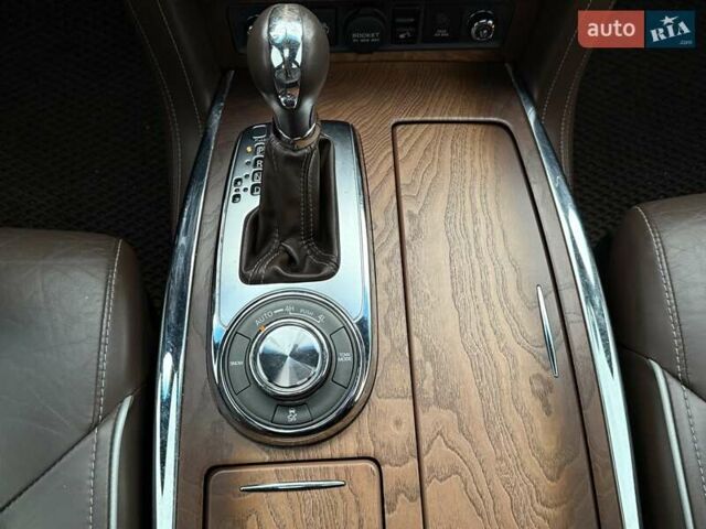 Чорний Інфініті QX80, об'ємом двигуна 5.55 л та пробігом 158 тис. км за 24500 $, фото 87 на Automoto.ua