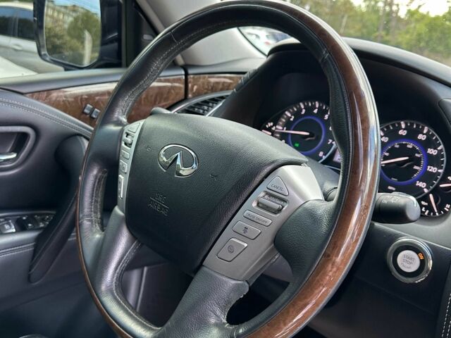 Черный Инфинити QX80, объемом двигателя 5.6 л и пробегом 179 тыс. км за 21950 $, фото 6 на Automoto.ua