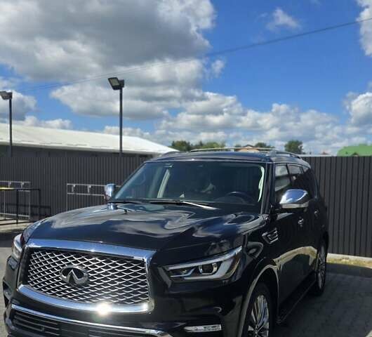 Черный Инфинити QX80, объемом двигателя 5.55 л и пробегом 107 тыс. км за 31500 $, фото 1 на Automoto.ua