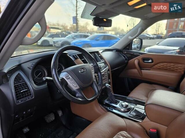 Чорний Інфініті QX80, об'ємом двигуна 5.55 л та пробігом 107 тис. км за 32300 $, фото 13 на Automoto.ua
