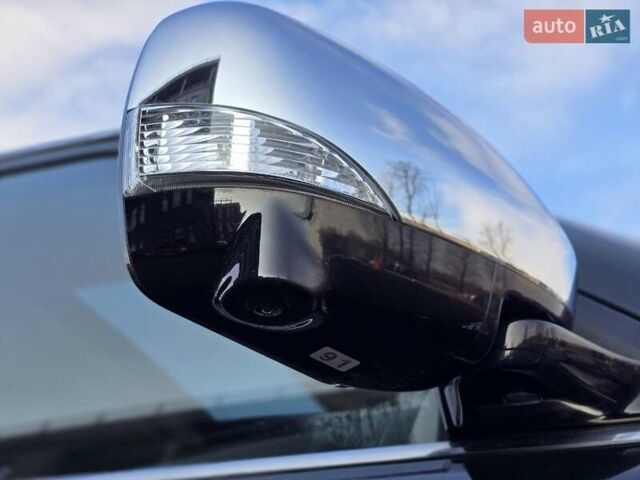 Чорний Інфініті QX80, об'ємом двигуна 5.55 л та пробігом 107 тис. км за 32300 $, фото 9 на Automoto.ua