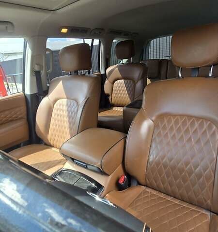 Черный Инфинити QX80, объемом двигателя 5.55 л и пробегом 107 тыс. км за 31500 $, фото 20 на Automoto.ua