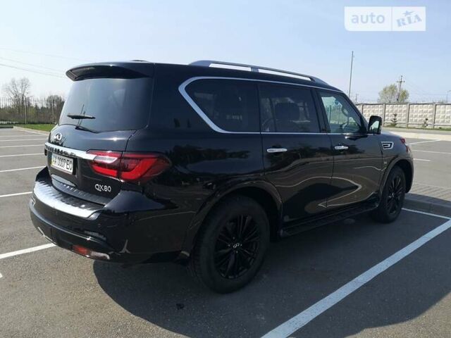 Чорний Інфініті QX80, об'ємом двигуна 5.55 л та пробігом 95 тис. км за 37900 $, фото 4 на Automoto.ua
