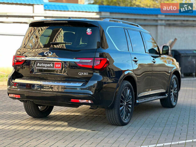 Черный Инфинити QX80, объемом двигателя 5.6 л и пробегом 95 тыс. км за 34490 $, фото 3 на Automoto.ua