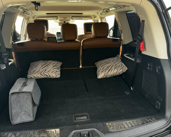 Черный Инфинити QX80, объемом двигателя 5.55 л и пробегом 58 тыс. км за 41000 $, фото 12 на Automoto.ua