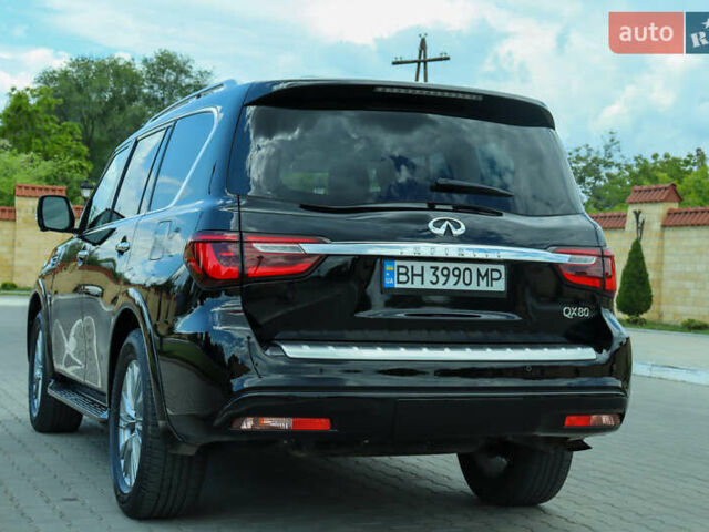 Черный Инфинити QX80, объемом двигателя 5.55 л и пробегом 32 тыс. км за 41500 $, фото 5 на Automoto.ua
