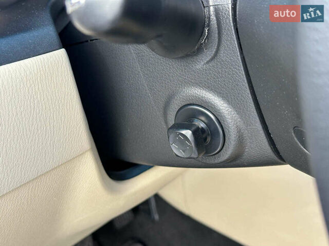 Черный Инфинити QX80, объемом двигателя 5.6 л и пробегом 95 тыс. км за 34490 $, фото 17 на Automoto.ua