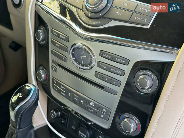 Черный Инфинити QX80, объемом двигателя 5.6 л и пробегом 95 тыс. км за 34490 $, фото 37 на Automoto.ua