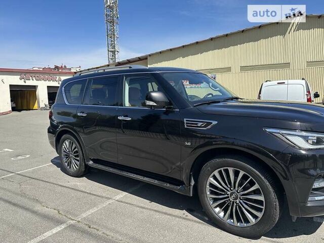 Чорний Інфініті QX80, об'ємом двигуна 5.6 л та пробігом 137 тис. км за 47000 $, фото 2 на Automoto.ua