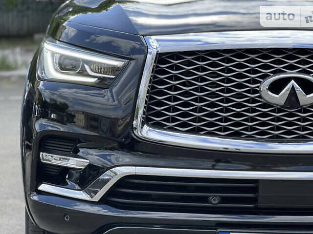 Чорний Інфініті QX80, об'ємом двигуна 5.6 л та пробігом 85 тис. км за 35999 $, фото 4 на Automoto.ua