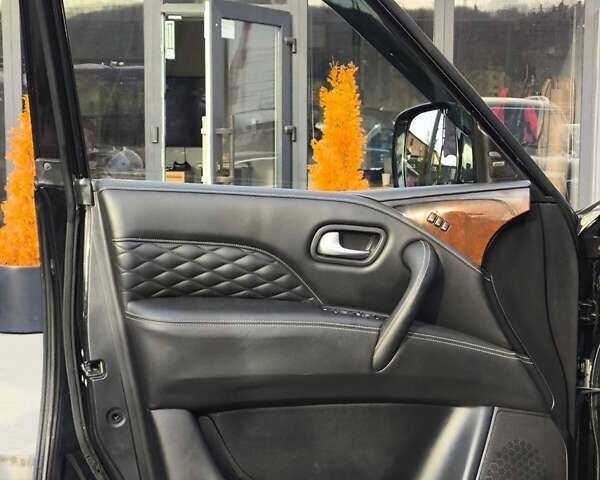 Черный Инфинити QX80, объемом двигателя 5.55 л и пробегом 62 тыс. км за 36800 $, фото 14 на Automoto.ua