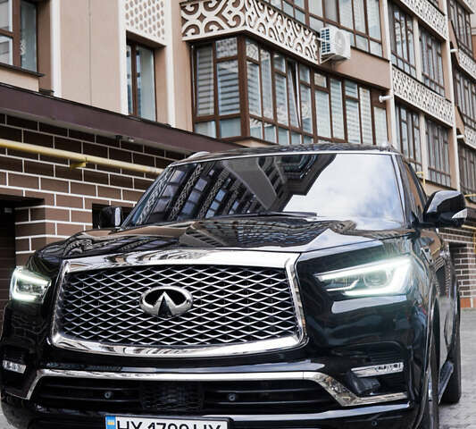 Черный Инфинити QX80, объемом двигателя 5.55 л и пробегом 15 тыс. км за 45000 $, фото 1 на Automoto.ua