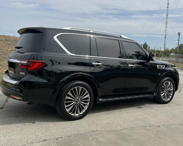 Черный Инфинити QX80, объемом двигателя 5.55 л и пробегом 86 тыс. км за 40000 $, фото 7 на Automoto.ua