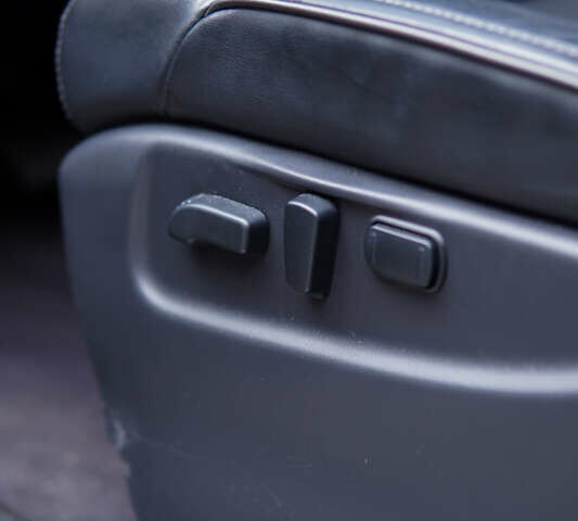 Черный Инфинити QX80, объемом двигателя 5.55 л и пробегом 15 тыс. км за 45000 $, фото 56 на Automoto.ua