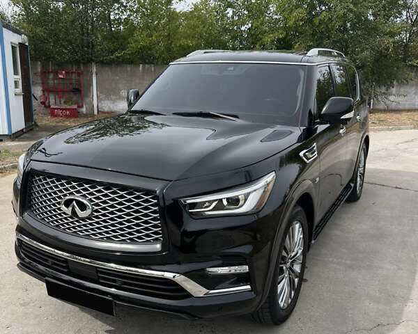 Черный Инфинити QX80, объемом двигателя 5.55 л и пробегом 86 тыс. км за 40000 $, фото 2 на Automoto.ua
