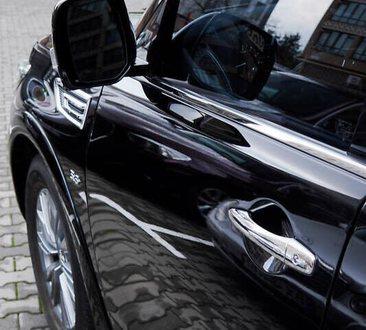 Черный Инфинити QX80, объемом двигателя 5.55 л и пробегом 15 тыс. км за 45000 $, фото 15 на Automoto.ua