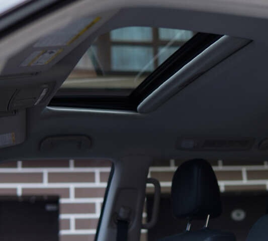 Черный Инфинити QX80, объемом двигателя 5.55 л и пробегом 15 тыс. км за 45000 $, фото 64 на Automoto.ua