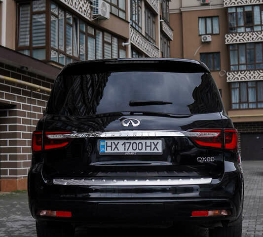 Черный Инфинити QX80, объемом двигателя 5.55 л и пробегом 15 тыс. км за 45000 $, фото 75 на Automoto.ua