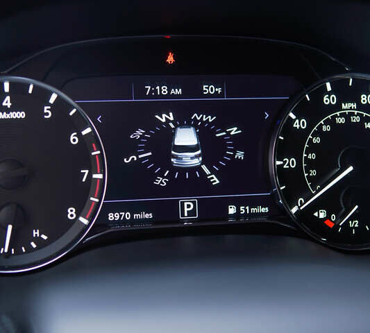 Черный Инфинити QX80, объемом двигателя 5.55 л и пробегом 15 тыс. км за 45000 $, фото 72 на Automoto.ua