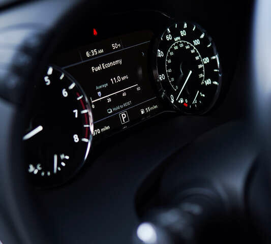 Черный Инфинити QX80, объемом двигателя 5.55 л и пробегом 15 тыс. км за 45000 $, фото 26 на Automoto.ua