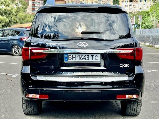 Чорний Інфініті QX80, об'ємом двигуна 5.6 л та пробігом 8 тис. км за 52900 $, фото 2 на Automoto.ua