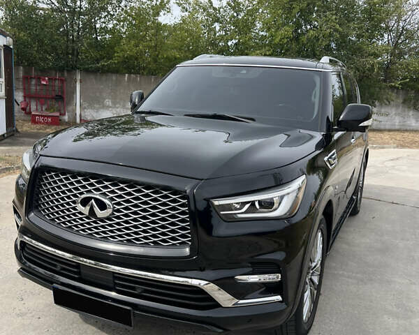 Черный Инфинити QX80, объемом двигателя 5.55 л и пробегом 86 тыс. км за 40000 $, фото 1 на Automoto.ua