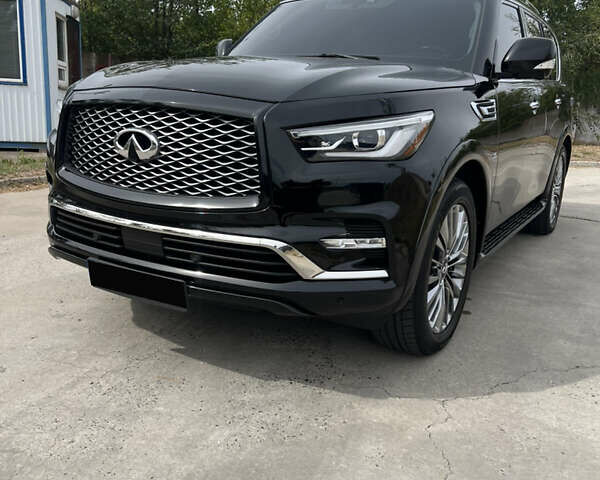 Черный Инфинити QX80, объемом двигателя 5.55 л и пробегом 86 тыс. км за 40000 $, фото 3 на Automoto.ua