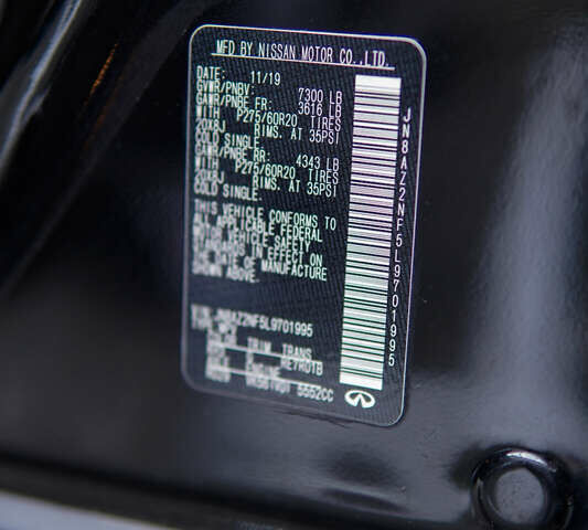 Черный Инфинити QX80, объемом двигателя 5.55 л и пробегом 15 тыс. км за 45000 $, фото 52 на Automoto.ua