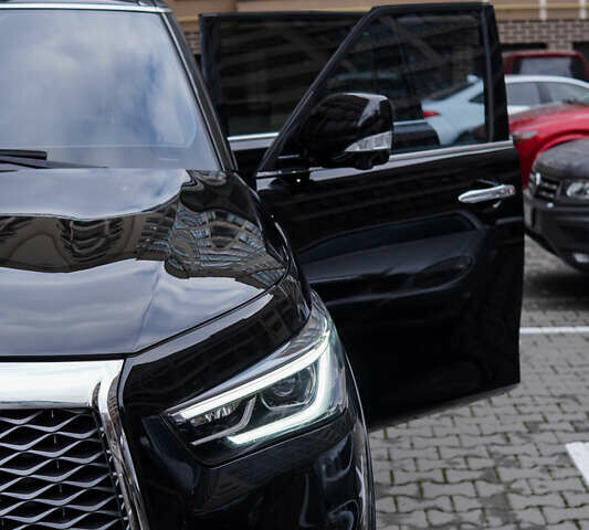 Черный Инфинити QX80, объемом двигателя 5.55 л и пробегом 15 тыс. км за 45000 $, фото 62 на Automoto.ua