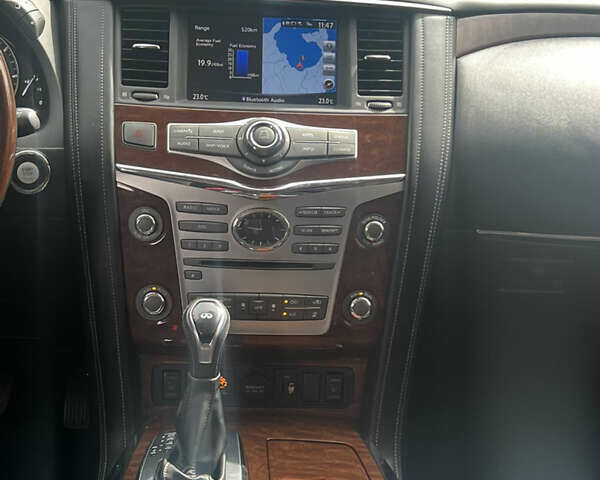Черный Инфинити QX80, объемом двигателя 5.55 л и пробегом 86 тыс. км за 40000 $, фото 29 на Automoto.ua