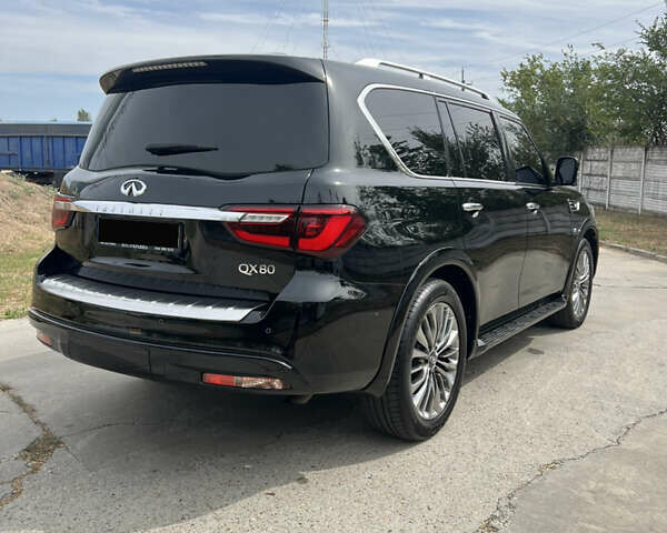 Черный Инфинити QX80, объемом двигателя 5.55 л и пробегом 86 тыс. км за 40000 $, фото 8 на Automoto.ua