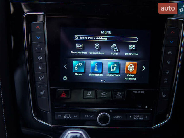 Черный Инфинити QX80, объемом двигателя 5.55 л и пробегом 15 тыс. км за 45000 $, фото 58 на Automoto.ua