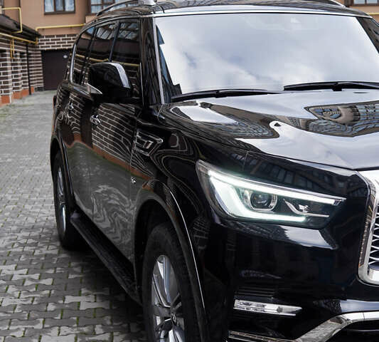 Черный Инфинити QX80, объемом двигателя 5.55 л и пробегом 15 тыс. км за 45000 $, фото 5 на Automoto.ua