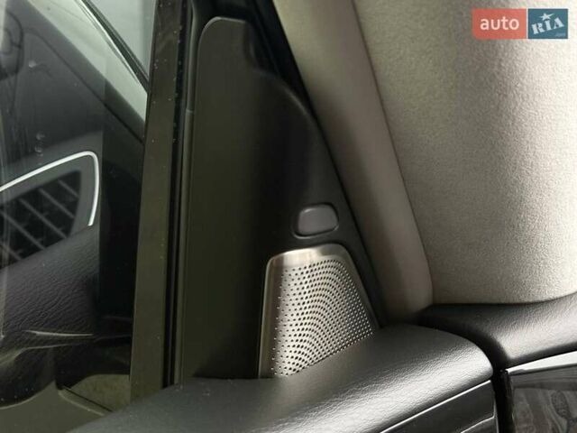 Чорний Інфініті QX80, об'ємом двигуна 5.55 л та пробігом 24 тис. км за 61990 $, фото 22 на Automoto.ua