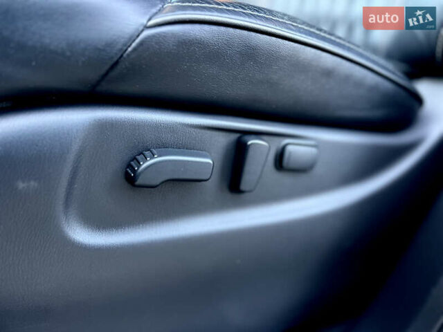 Черный Инфинити QX80, объемом двигателя 5.55 л и пробегом 80 тыс. км за 46500 $, фото 41 на Automoto.ua