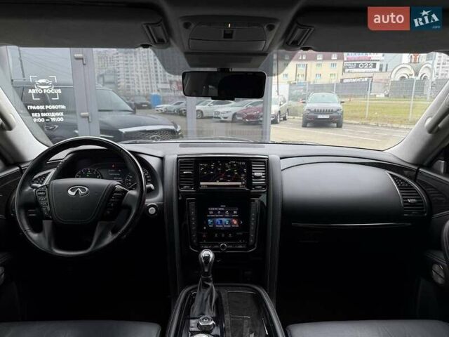 Чорний Інфініті QX80, об'ємом двигуна 5.55 л та пробігом 24 тис. км за 61990 $, фото 14 на Automoto.ua