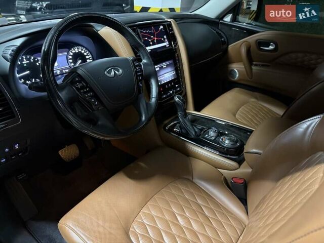 Черный Инфинити QX80, объемом двигателя 5.55 л и пробегом 95 тыс. км за 47500 $, фото 25 на Automoto.ua