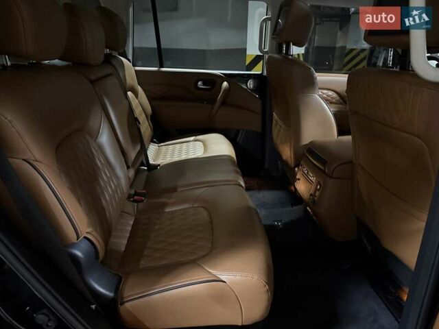 Черный Инфинити QX80, объемом двигателя 5.55 л и пробегом 95 тыс. км за 47500 $, фото 52 на Automoto.ua
