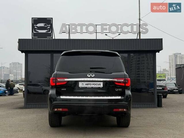 Чорний Інфініті QX80, об'ємом двигуна 5.55 л та пробігом 24 тис. км за 61990 $, фото 6 на Automoto.ua