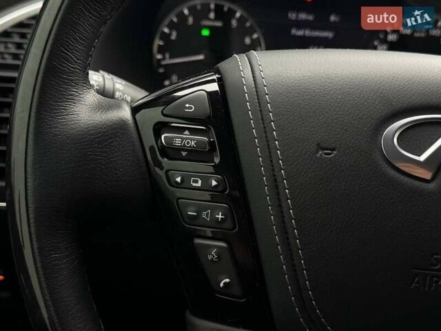 Чорний Інфініті QX80, об'ємом двигуна 5.55 л та пробігом 24 тис. км за 61990 $, фото 32 на Automoto.ua