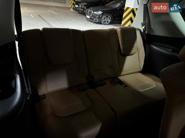 Черный Инфинити QX80, объемом двигателя 5.55 л и пробегом 95 тыс. км за 47500 $, фото 56 на Automoto.ua