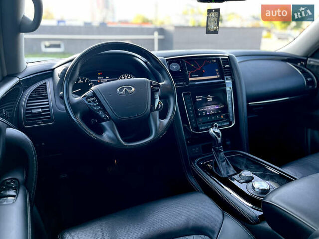 Черный Инфинити QX80, объемом двигателя 5.55 л и пробегом 80 тыс. км за 46500 $, фото 24 на Automoto.ua