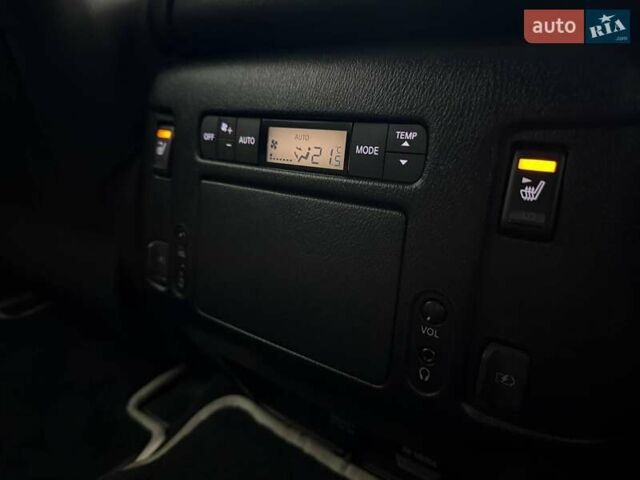 Чорний Інфініті QX80, об'ємом двигуна 5.55 л та пробігом 24 тис. км за 61990 $, фото 18 на Automoto.ua